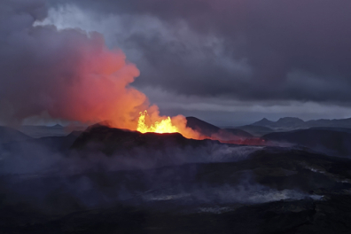 Eruption du volcan du Geldingadalir - Islande 2021 - 0mn 50s